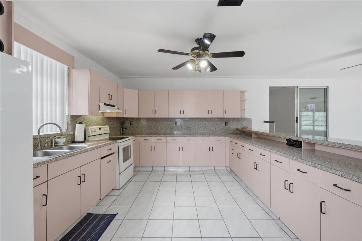 5580 SW 2nd St Miami, FL 33134