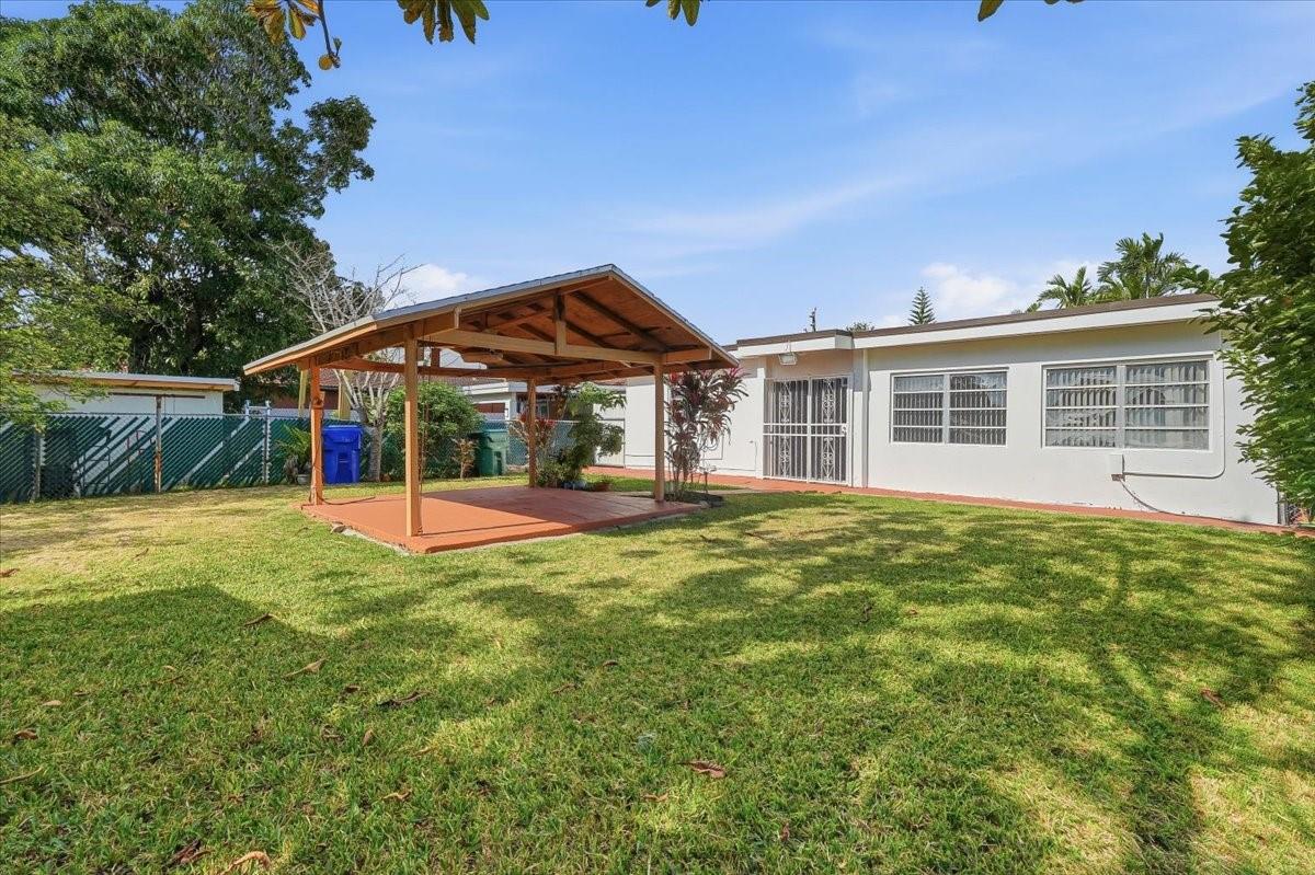 5580 SW 2nd St Miami, FL 33134