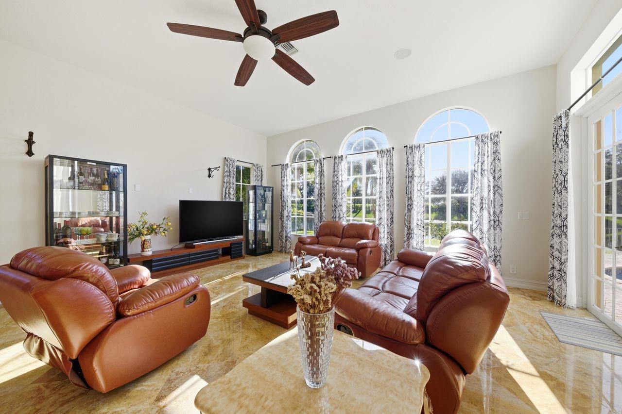 11144 NW 77th Pl Pl Parkland, FL 33076