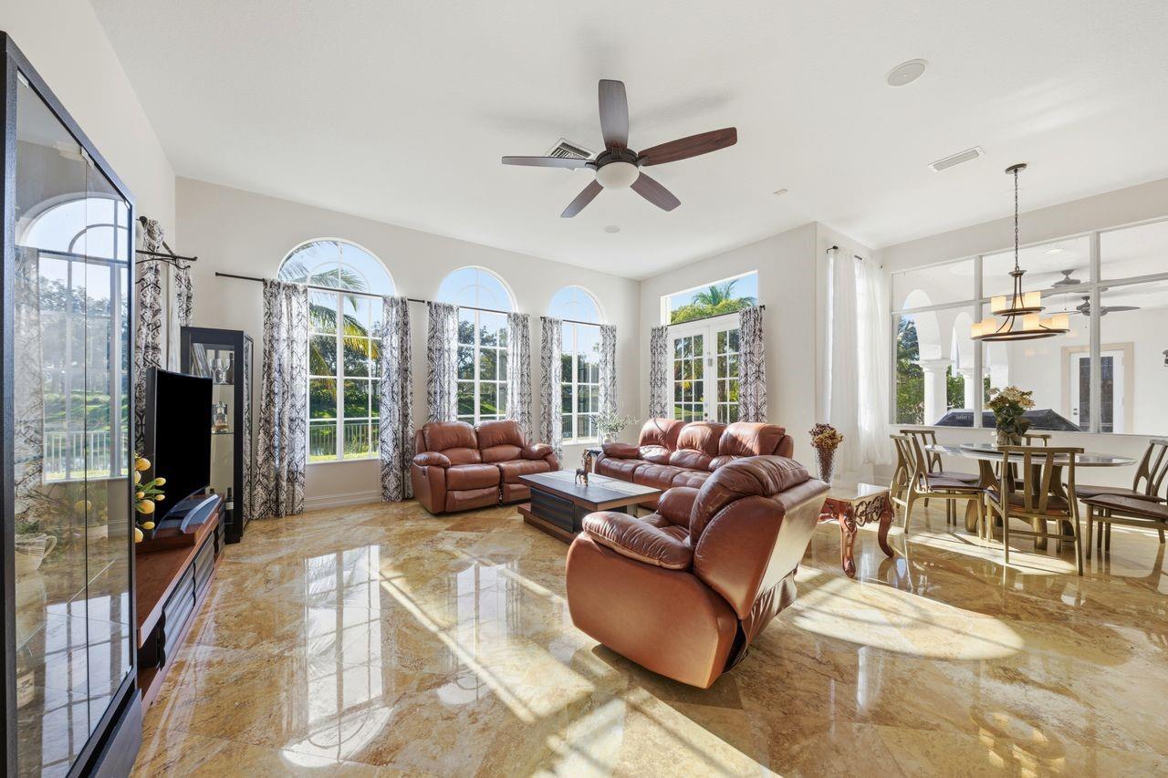 11144 NW 77th Pl Pl Parkland, FL 33076