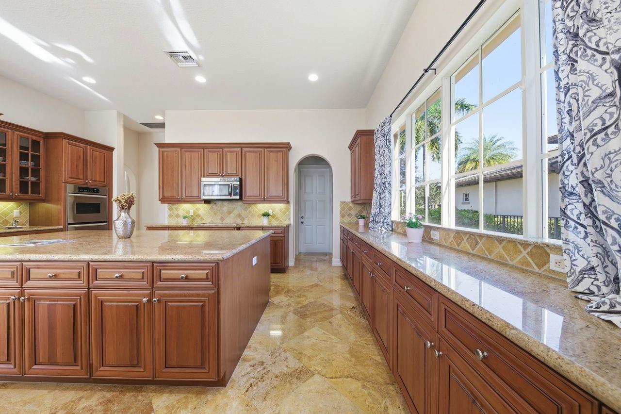 11144 NW 77th Pl Pl Parkland, FL 33076