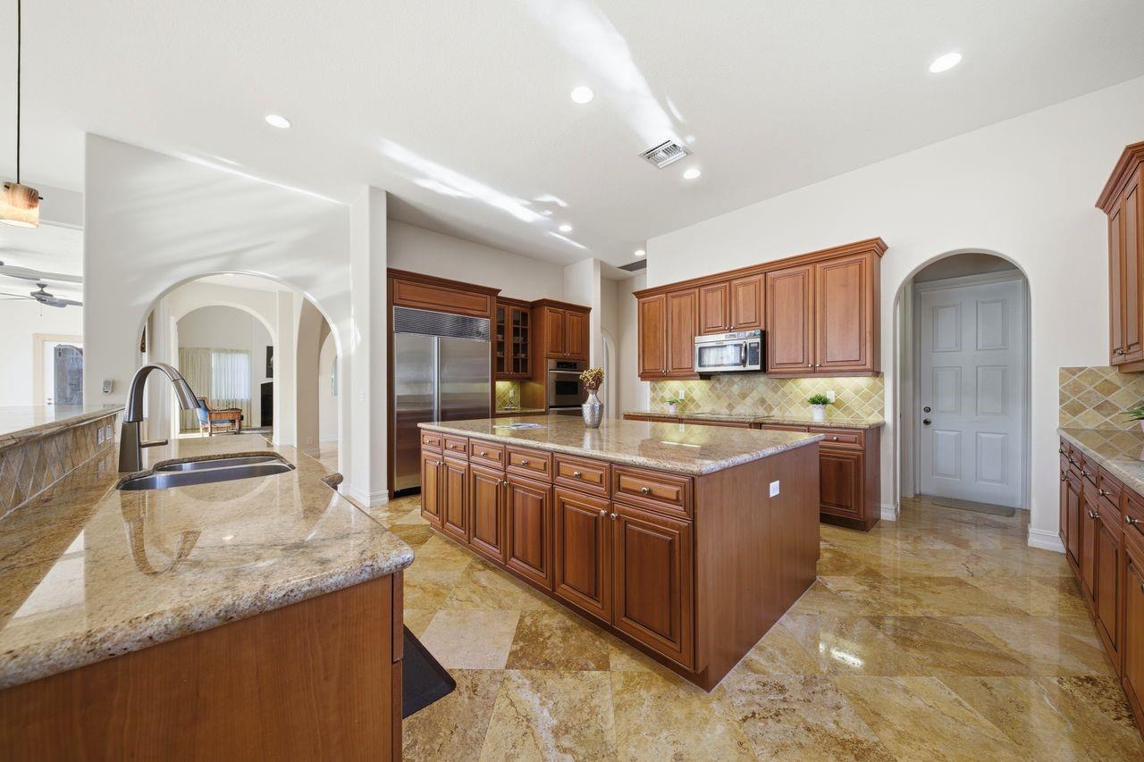 11144 NW 77th Pl Pl Parkland, FL 33076