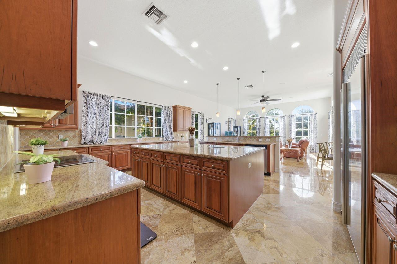 11144 NW 77th Pl Pl Parkland, FL 33076