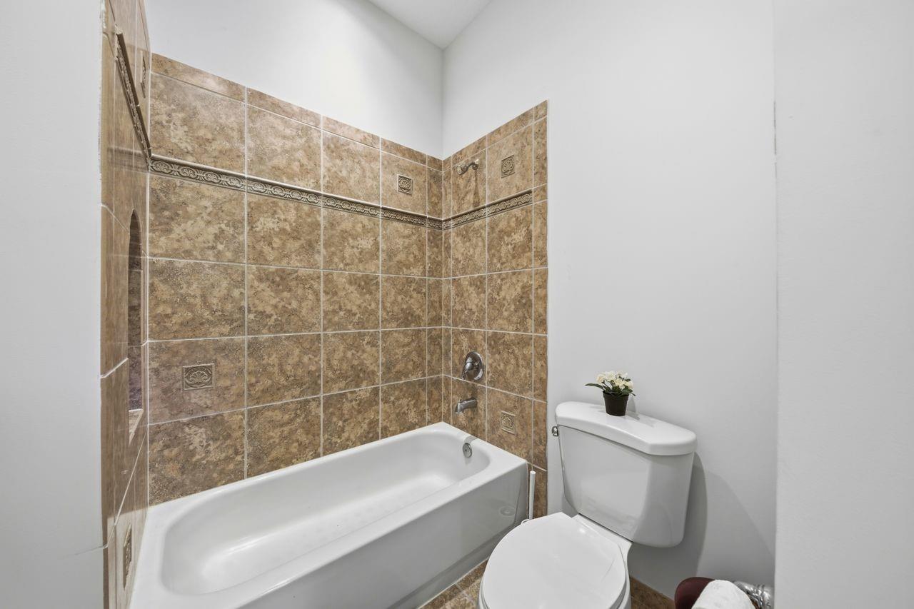 11144 NW 77th Pl Pl Parkland, FL 33076