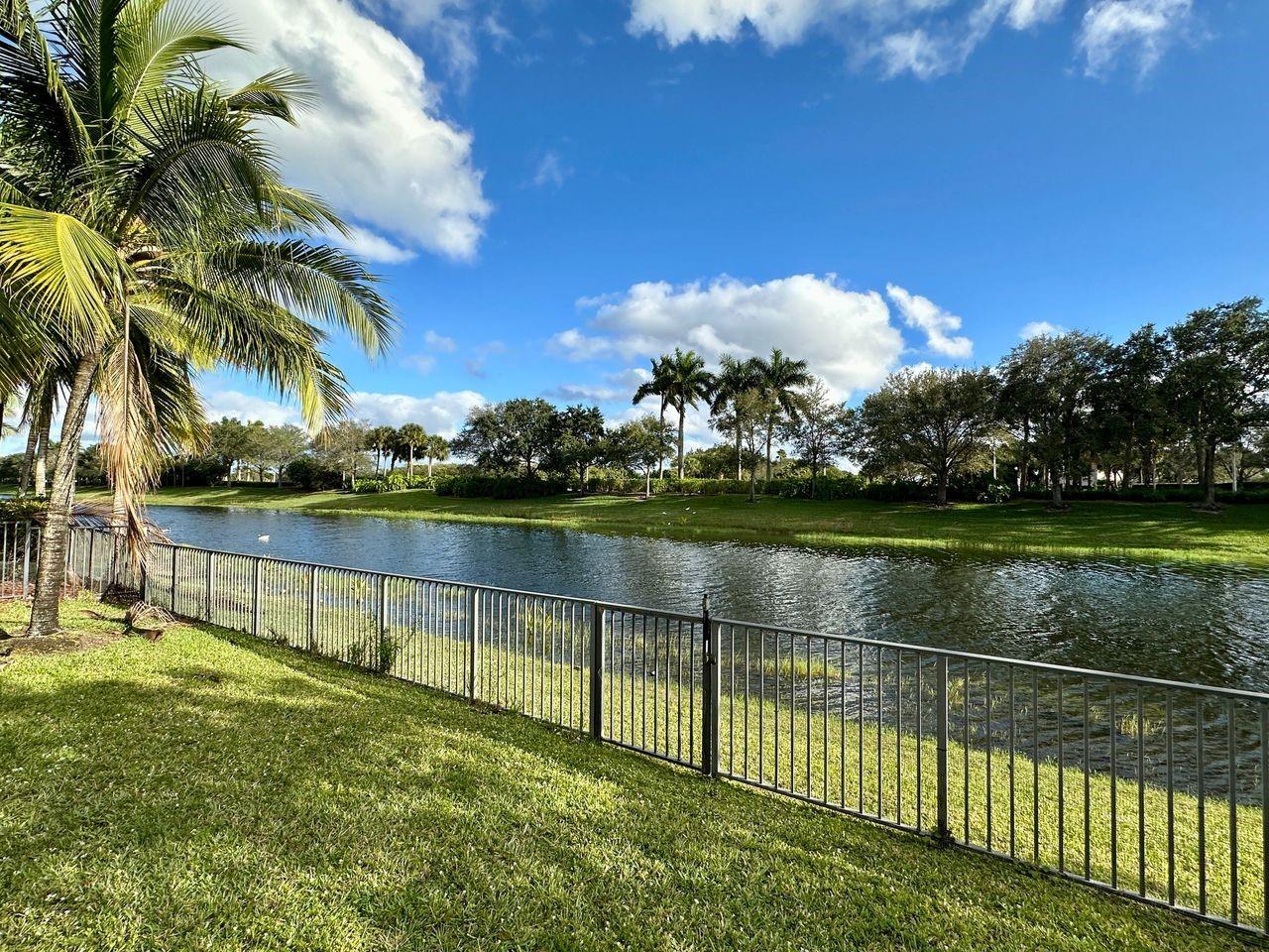 11144 NW 77th Pl Pl Parkland, FL 33076