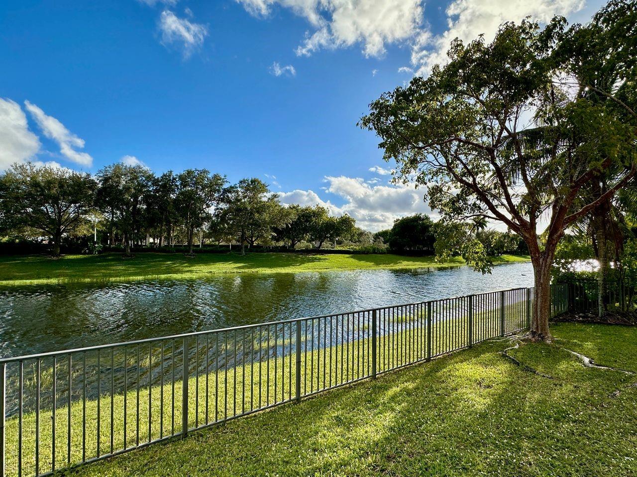 11144 NW 77th Pl Pl Parkland, FL 33076