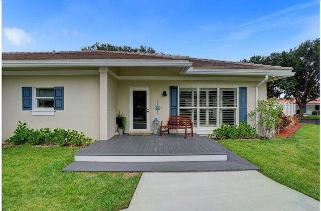 2622 NE 27th Lighthouse Point, FL 33064