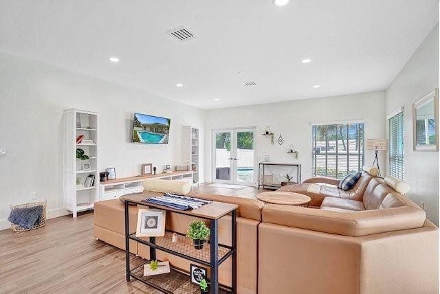 2622 NE 27th Lighthouse Point, FL 33064