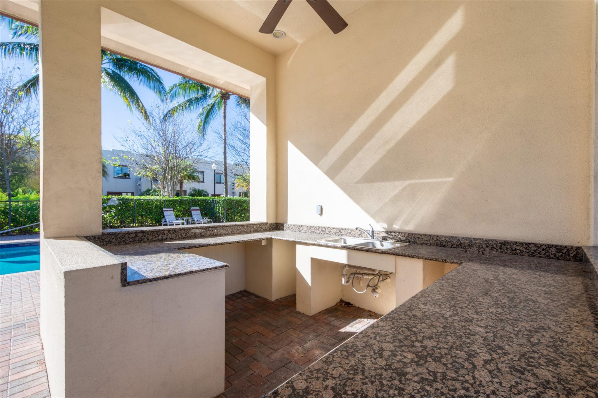 1638 SW 33rd Fort Lauderdale, FL 33315