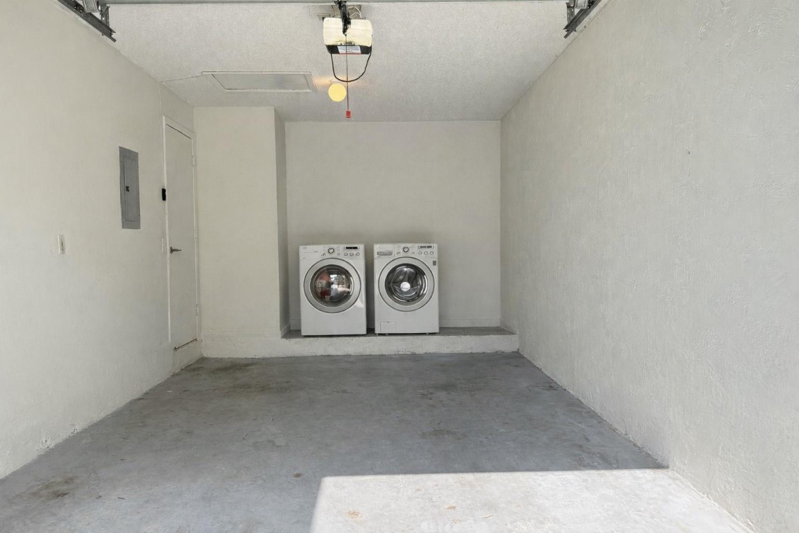 1116 SW 180th Pembroke Pines, FL 33029