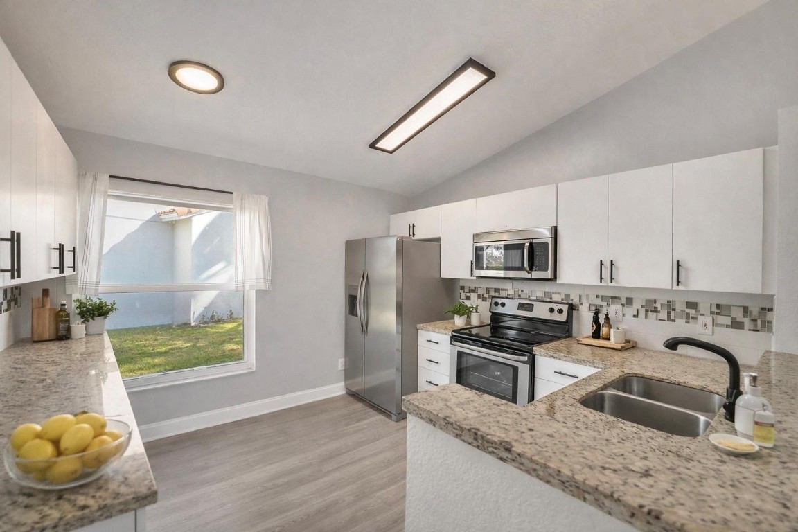 1116 SW 180th Pembroke Pines, FL 33029