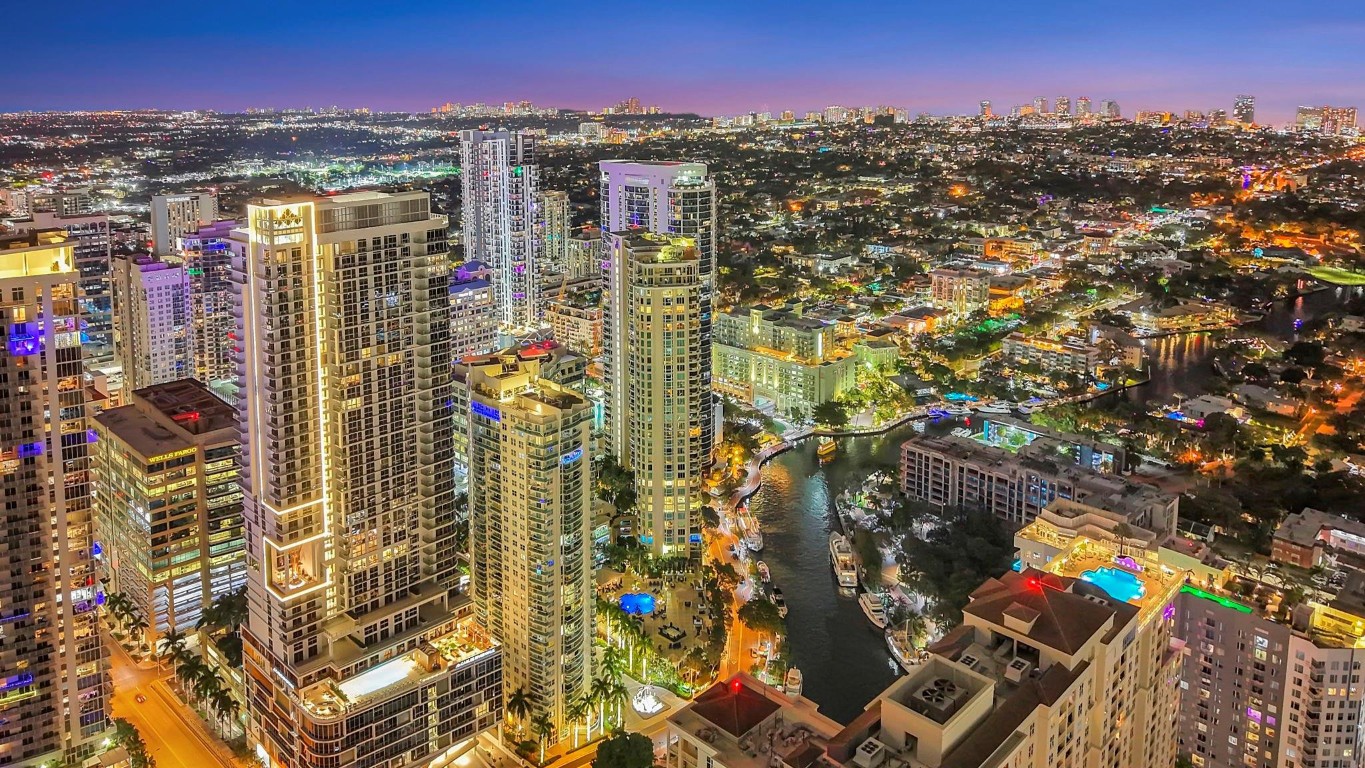 347 N New Riv #PH 6 Fort Lauderdale, FL 33301