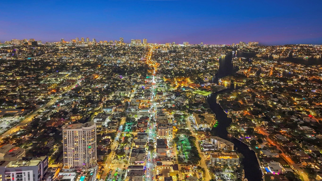 347 N New Riv #PH 6 Fort Lauderdale, FL 33301