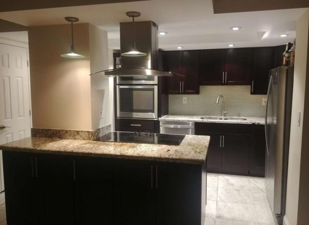 2655 Collins #602 Miami Beach, FL 33140