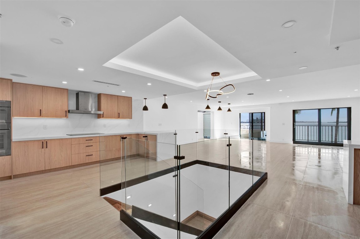 520 E Brickell Key #BH25 Miami, FL 33131