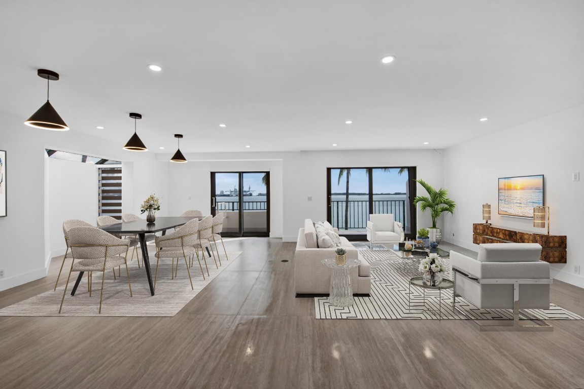 520 E Brickell Key #BH25 Miami, FL 33131