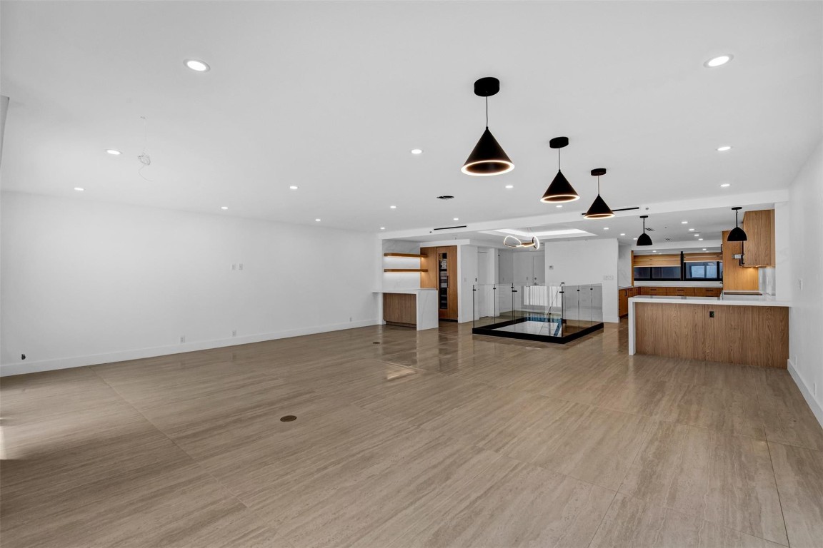 520 E Brickell Key #BH25 Miami, FL 33131