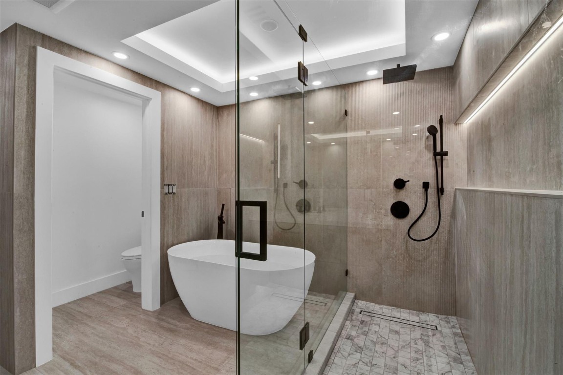 520 E Brickell Key #BH25 Miami, FL 33131