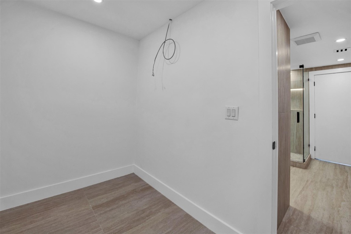 520 E Brickell Key #BH25 Miami, FL 33131