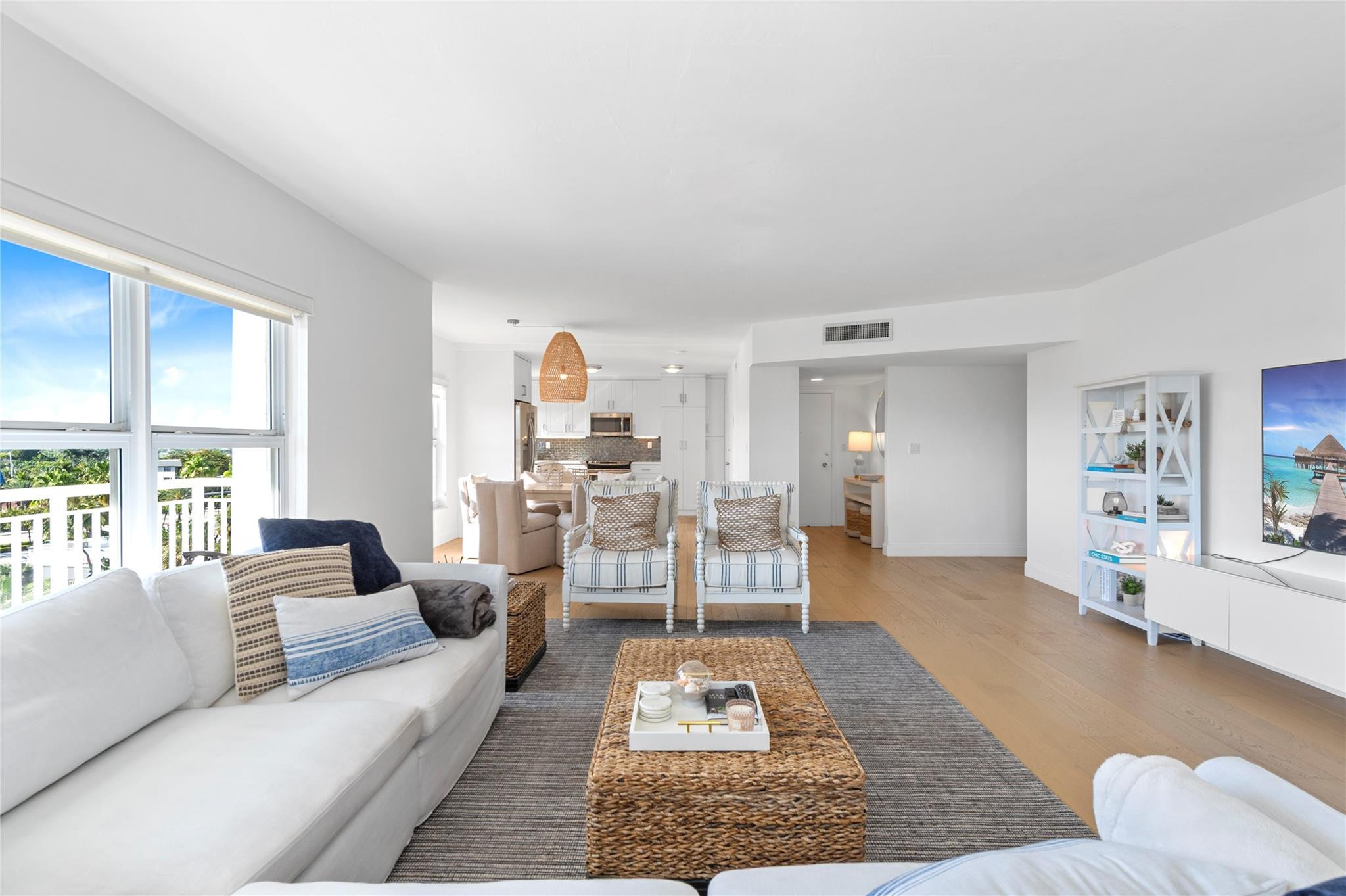 3850 Galt Ocean #606