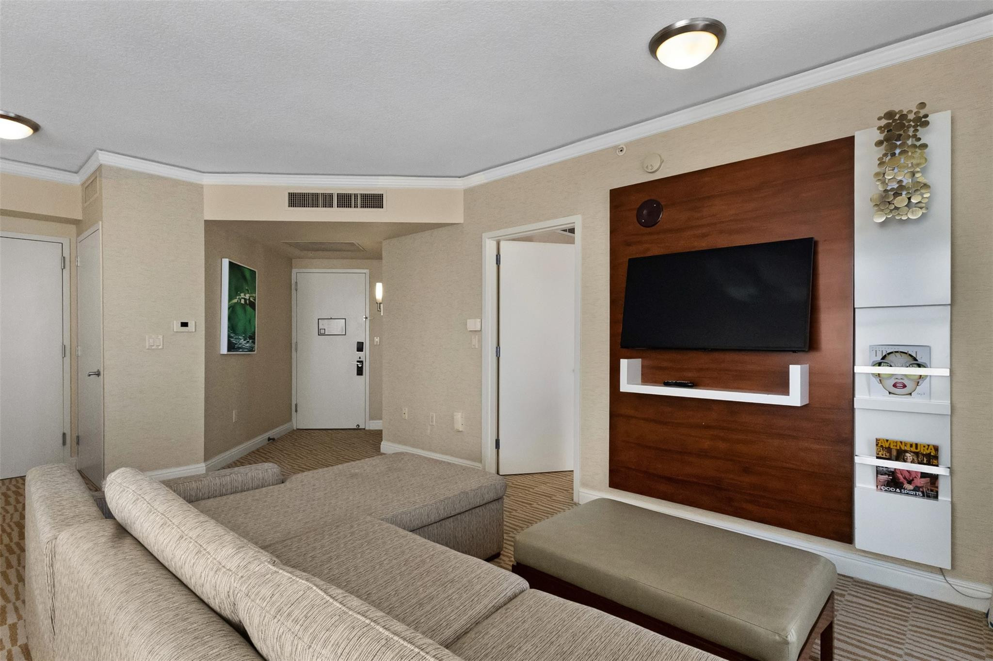 18001 Collins #2614 North Miami Beach, FL 33160