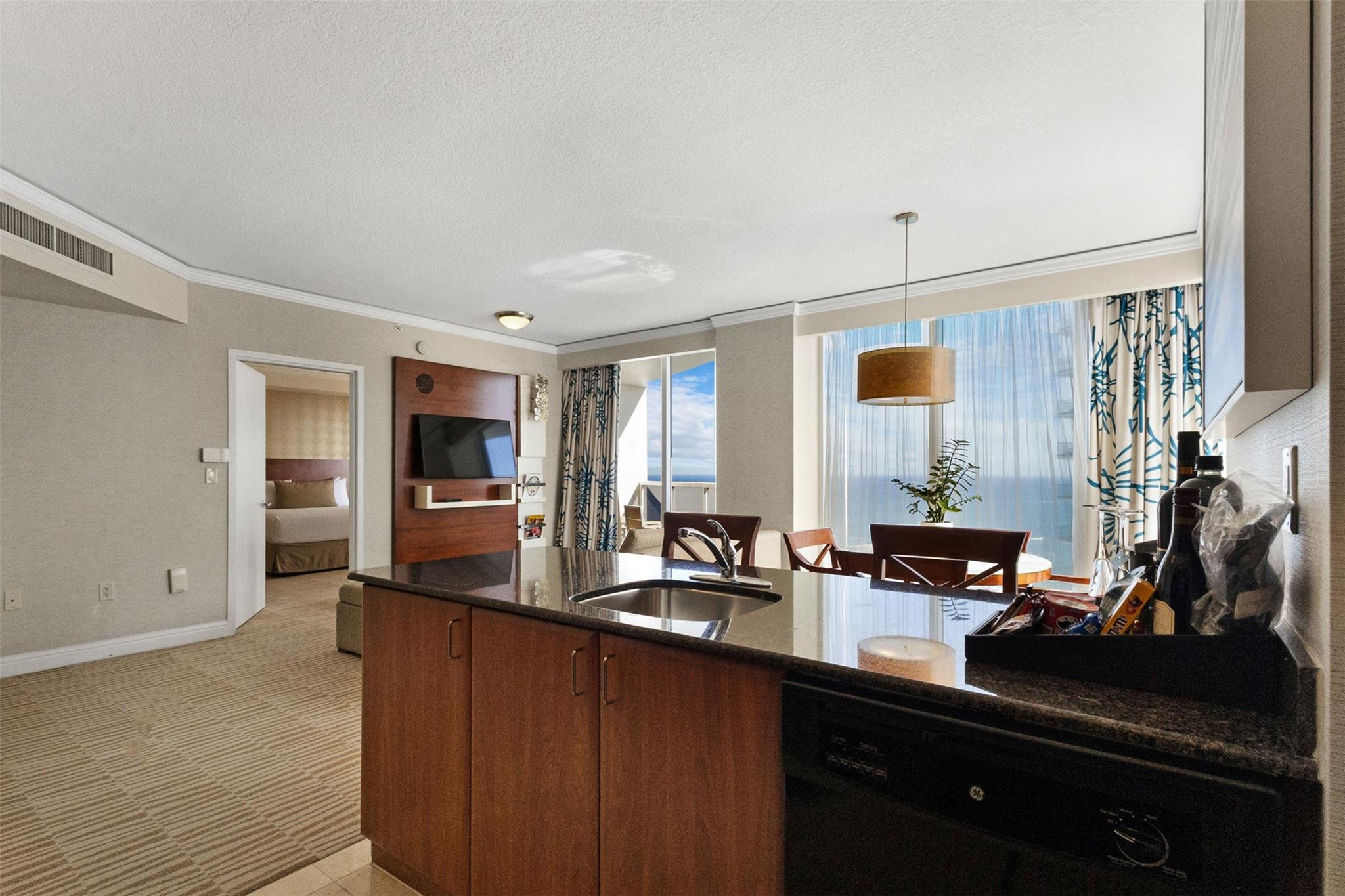 18001 Collins #2614 North Miami Beach, FL 33160