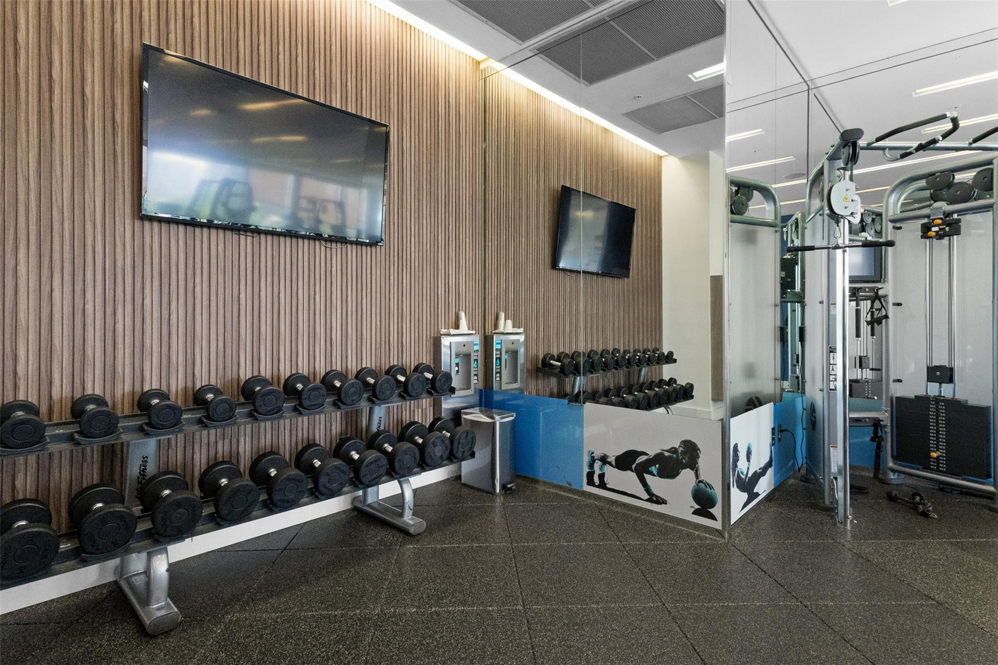 18001 Collins #2614 North Miami Beach, FL 33160