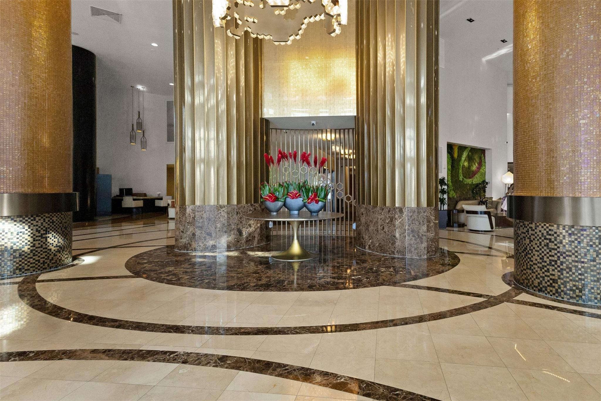 18001 Collins #2614 North Miami Beach, FL 33160