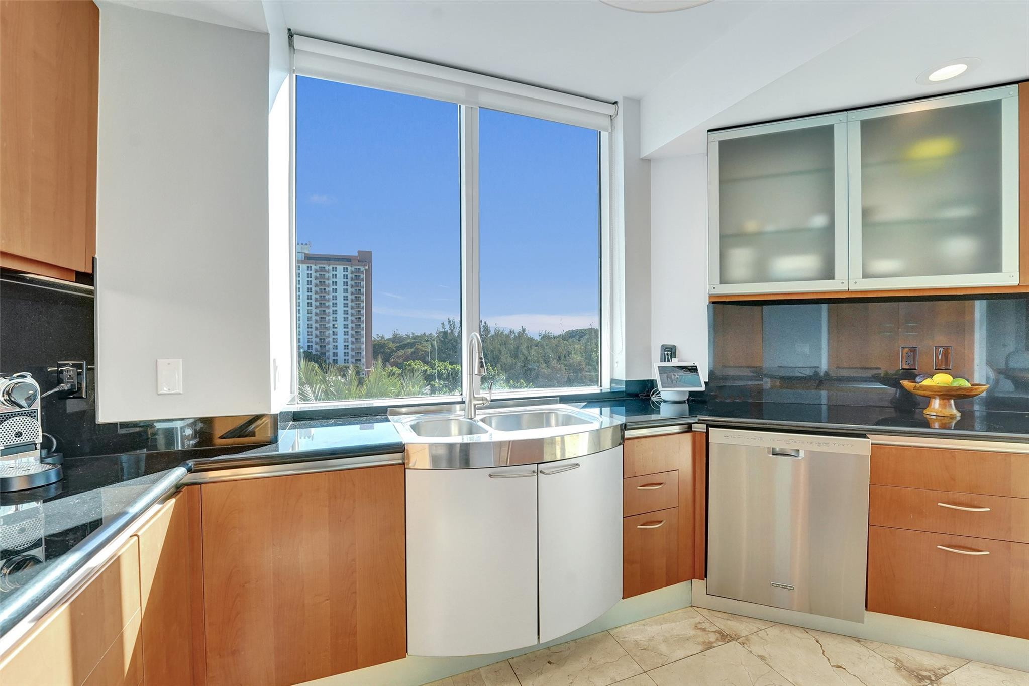 2845 NE 9th #601 Fort Lauderdale, FL 33304