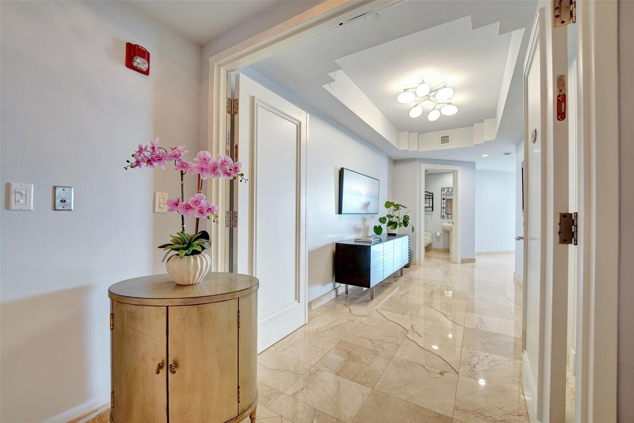 2845 NE 9th #601 Fort Lauderdale, FL 33304