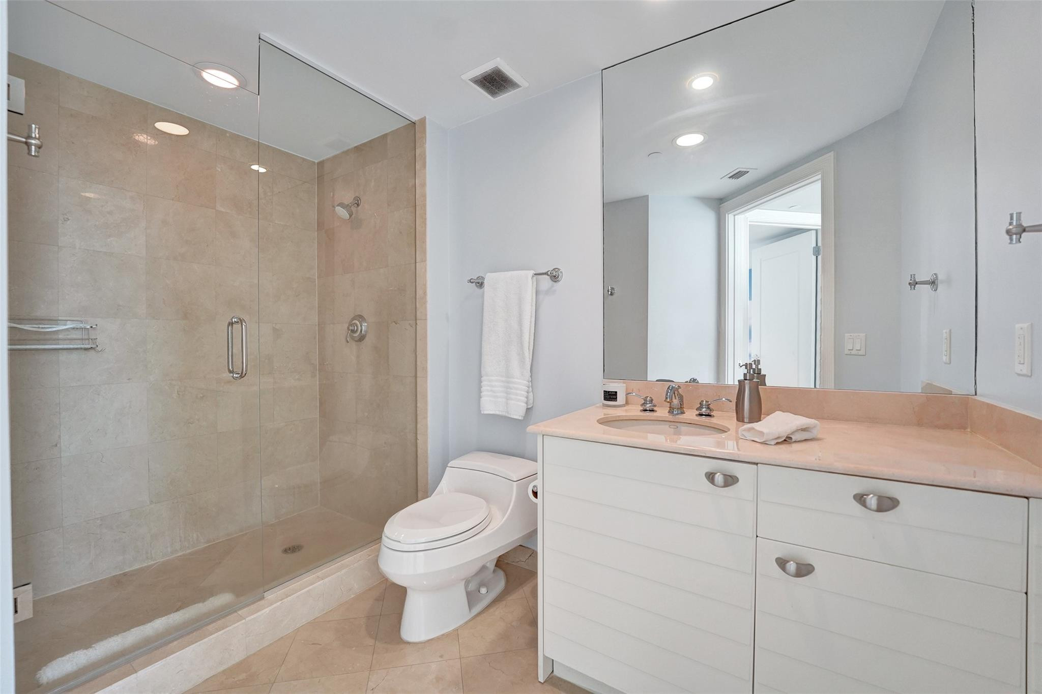 2845 NE 9th #601 Fort Lauderdale, FL 33304