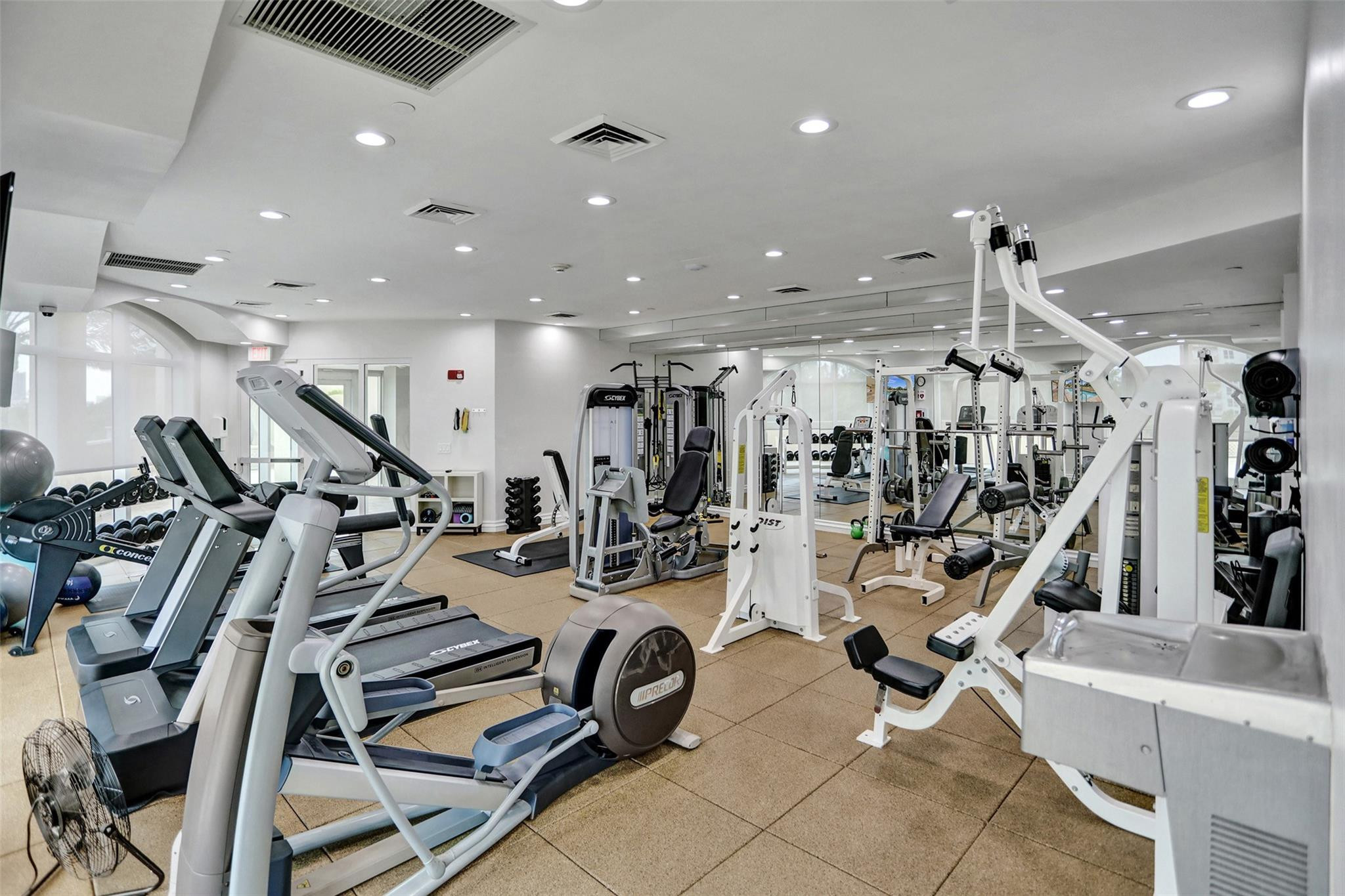 2845 NE 9th #601 Fort Lauderdale, FL 33304