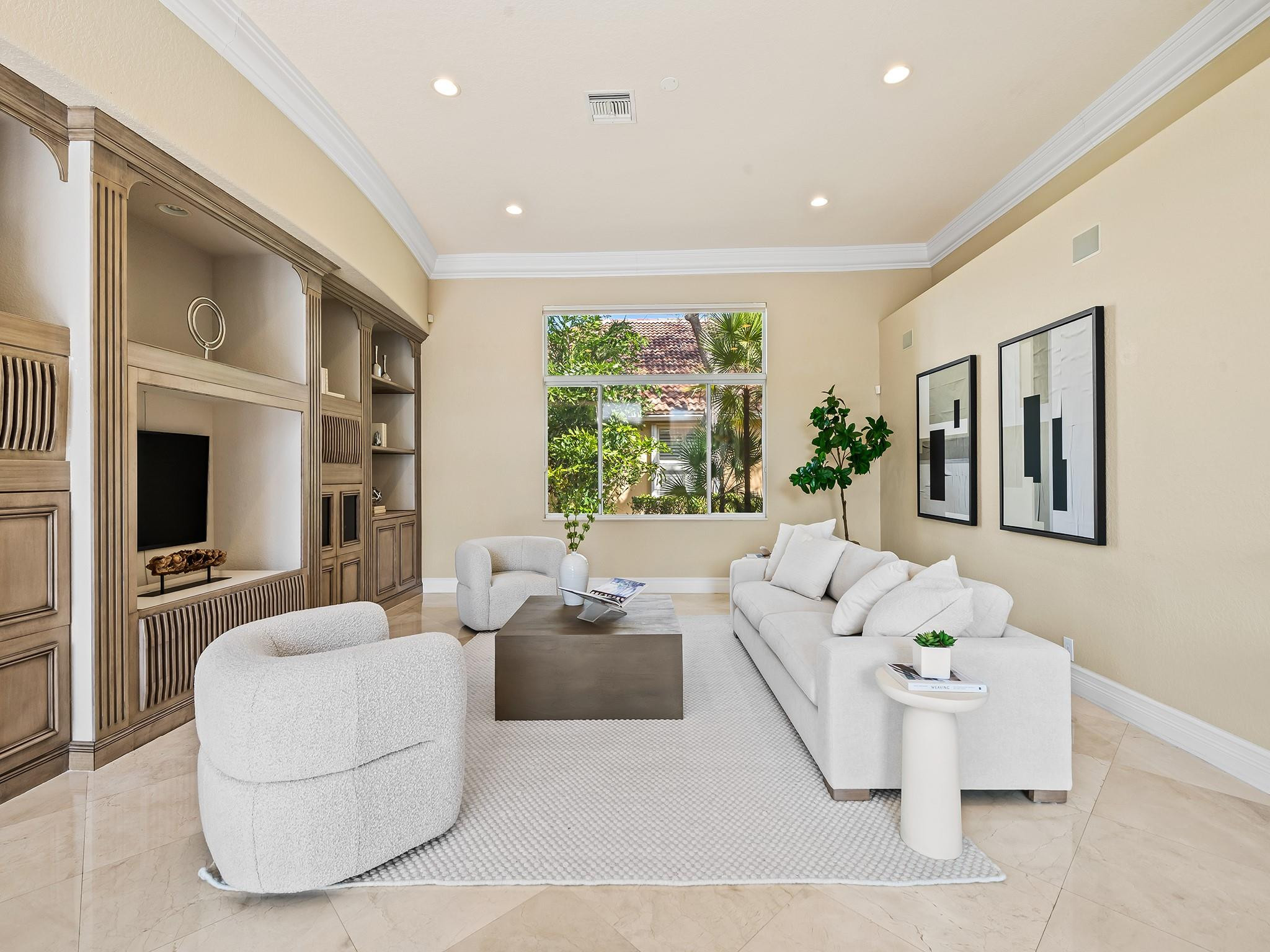 2579 Mayfair Weston, FL 33327