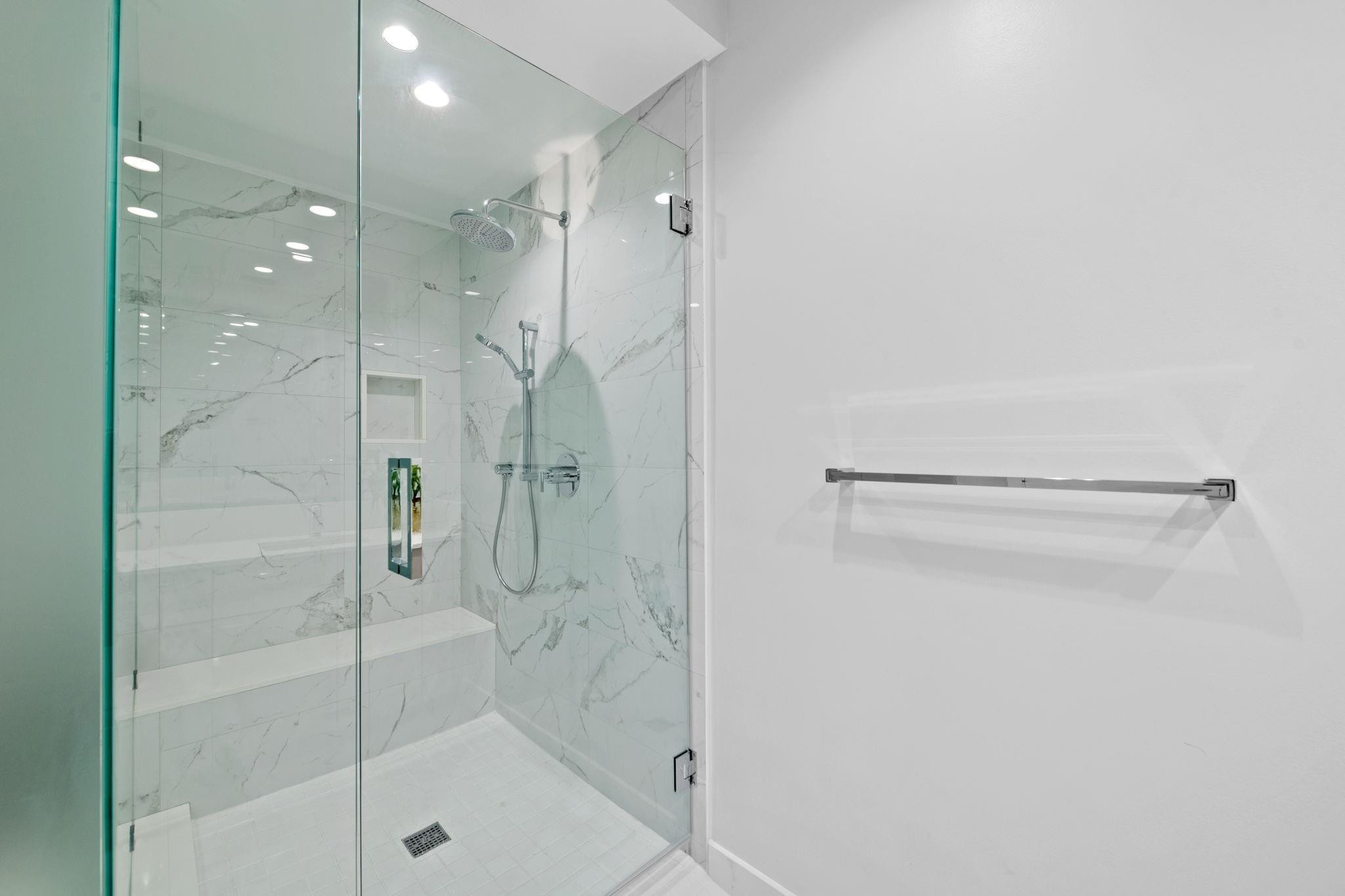 100 E Las Olas #2404 Fort Lauderdale, FL 33301