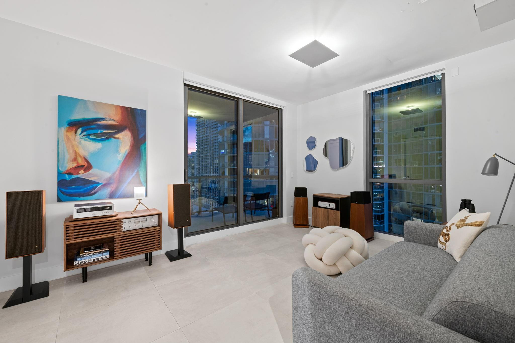 100 E Las Olas #2404 Fort Lauderdale, FL 33301