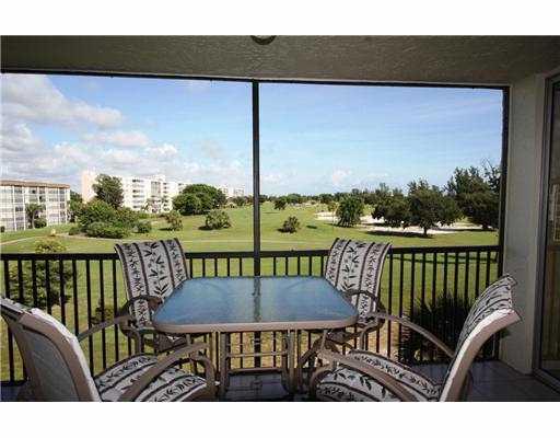 5280 NW 2nd Ave #413