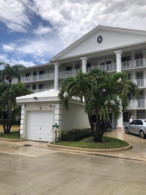 2811 Village Blvd #202