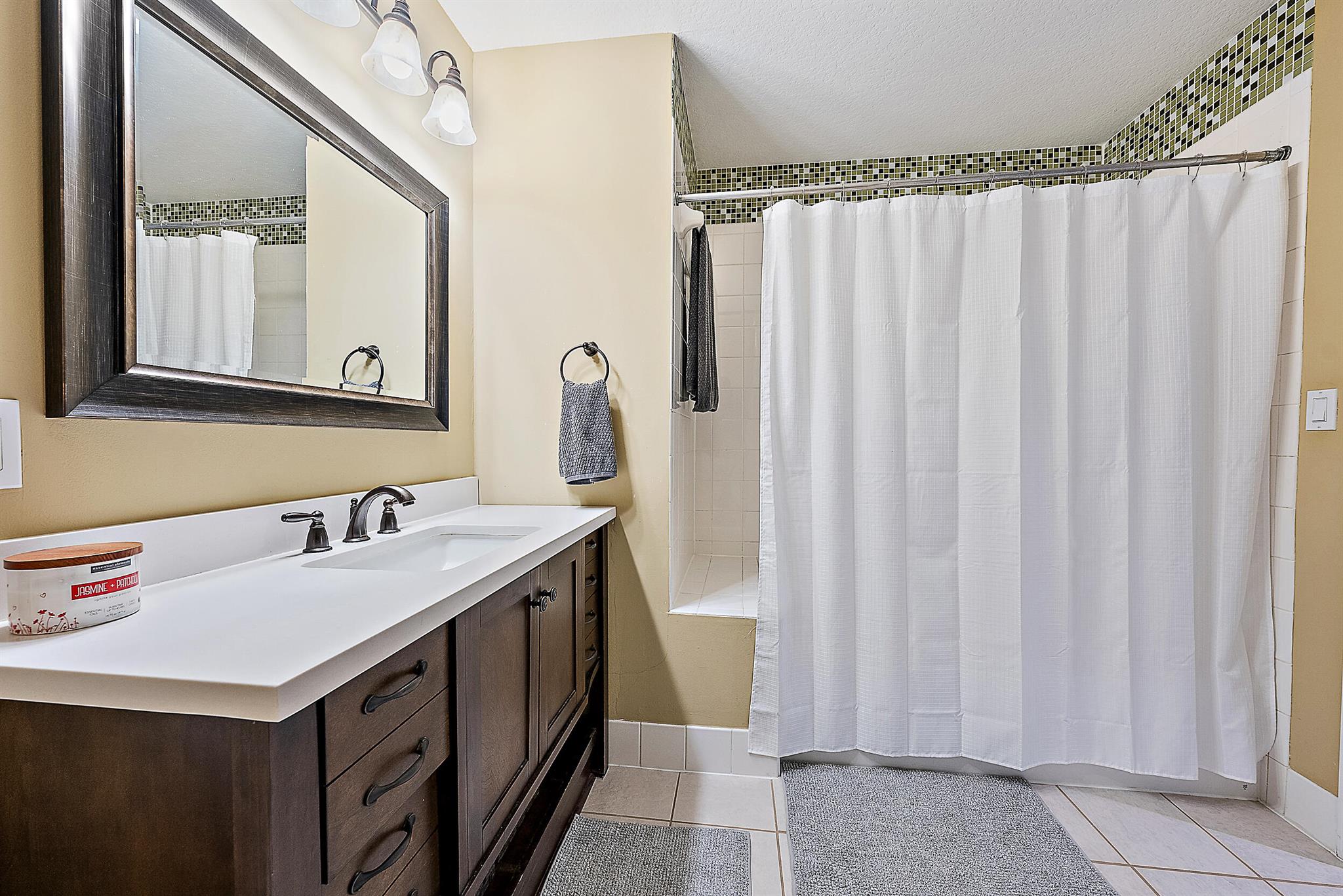 1203 Town Ctr Dr #203 Jupiter, FL 33458