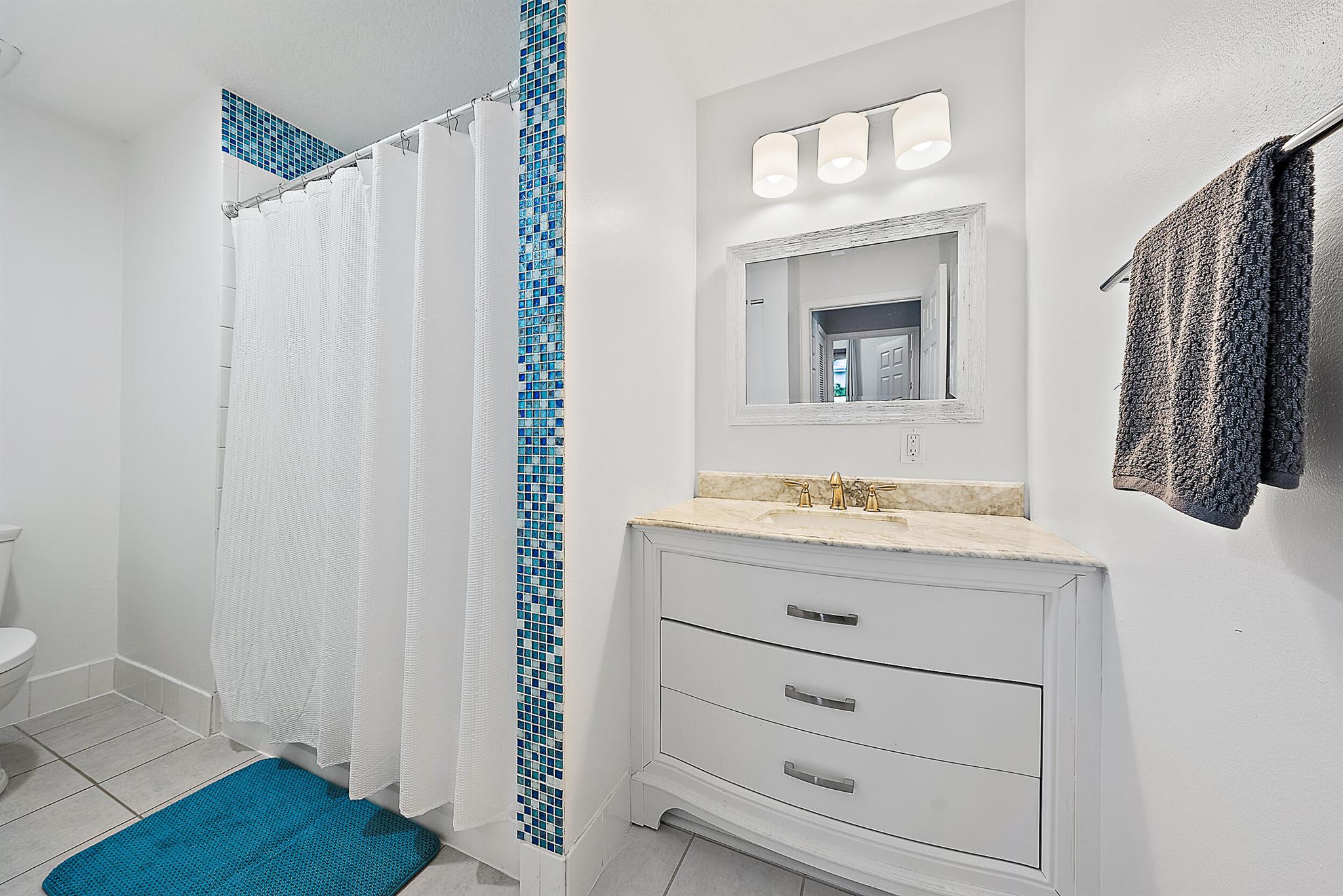 1203 Town Ctr Dr #203 Jupiter, FL 33458