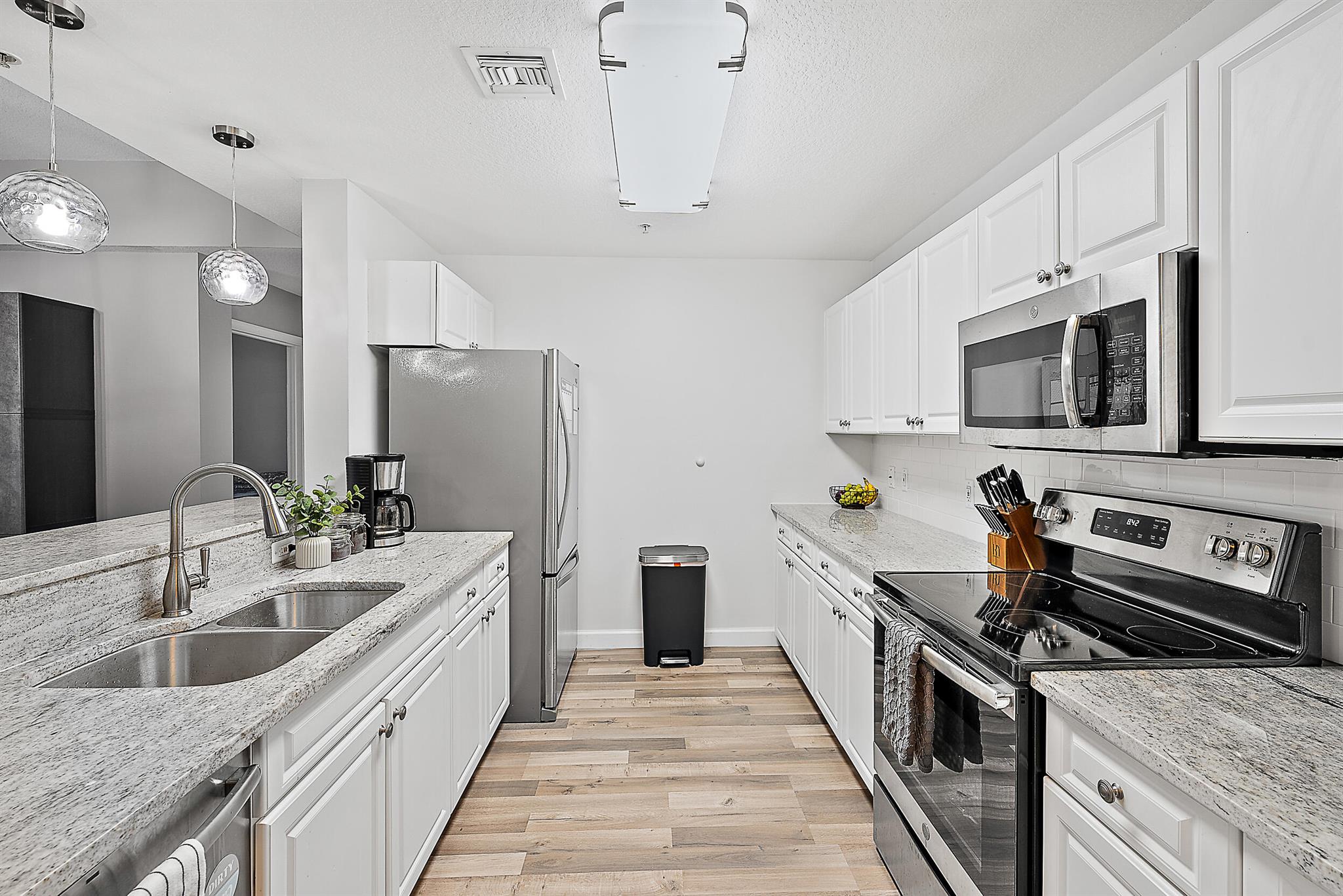 1203 Town Ctr Dr #203 Jupiter, FL 33458