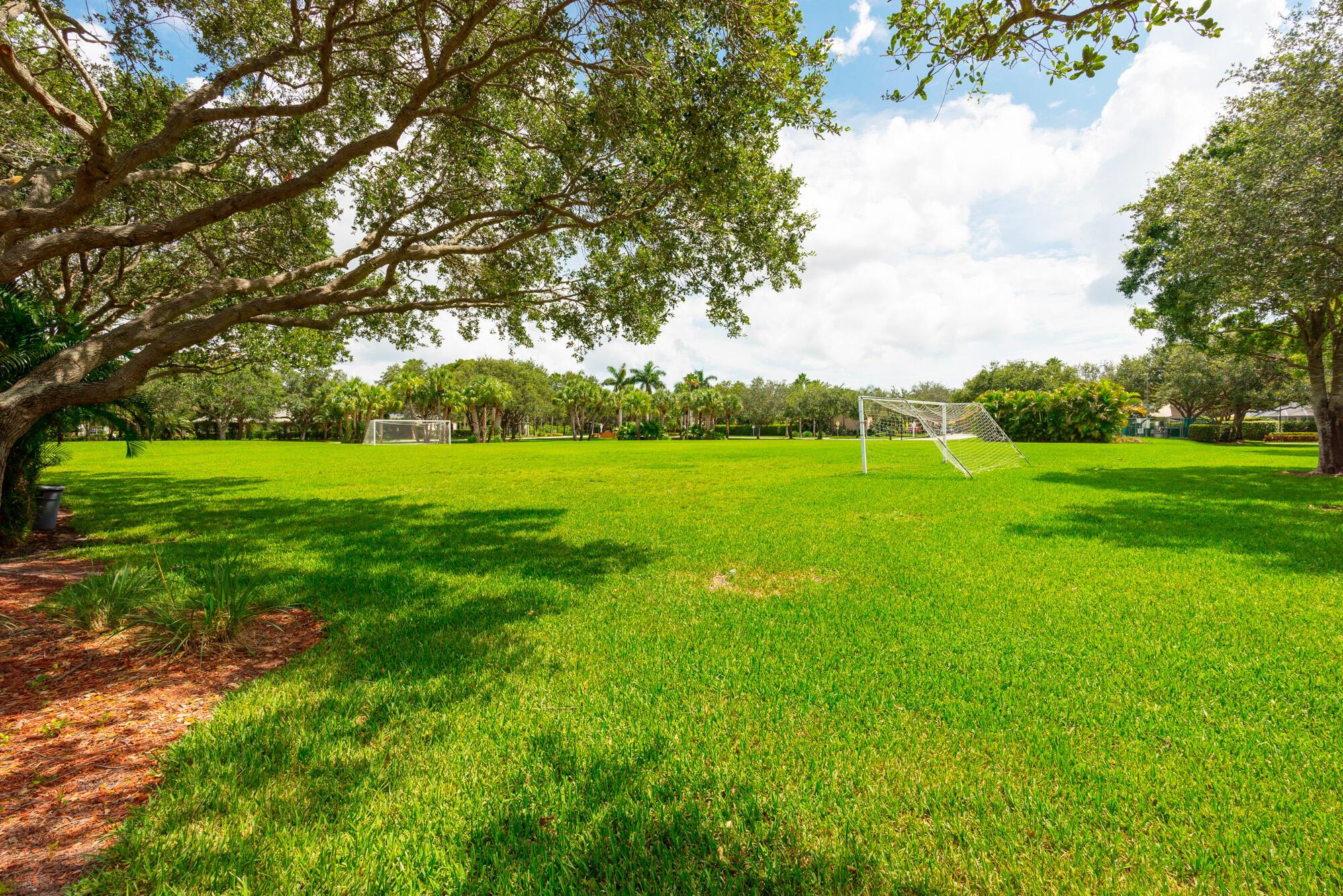 412 Meadowlark Dr Jupiter, FL 33458