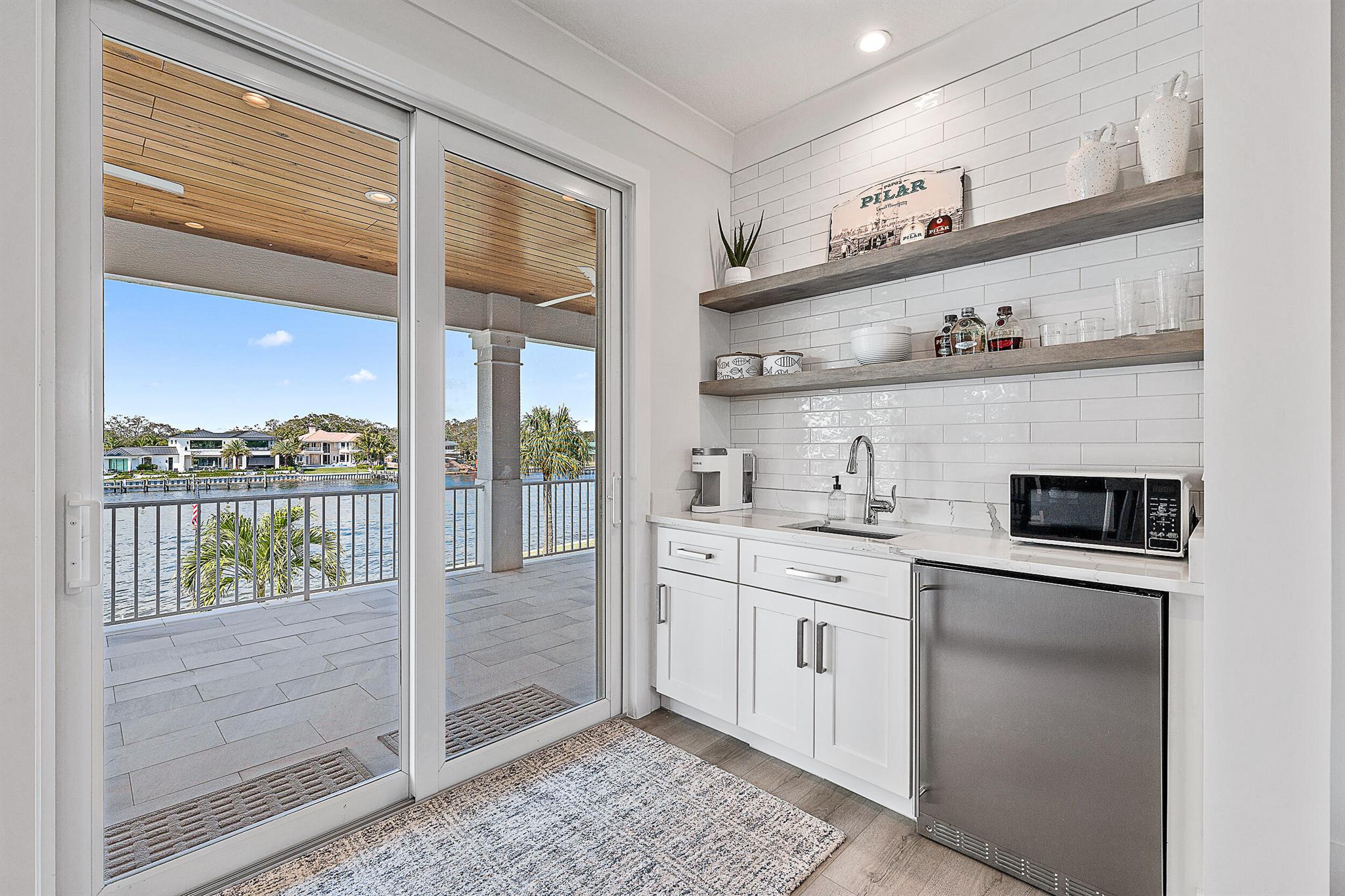 2177 Radnor Ct North Palm Beach, FL 33408 2177 Radnor Ct North Palm Beach, FL 33408