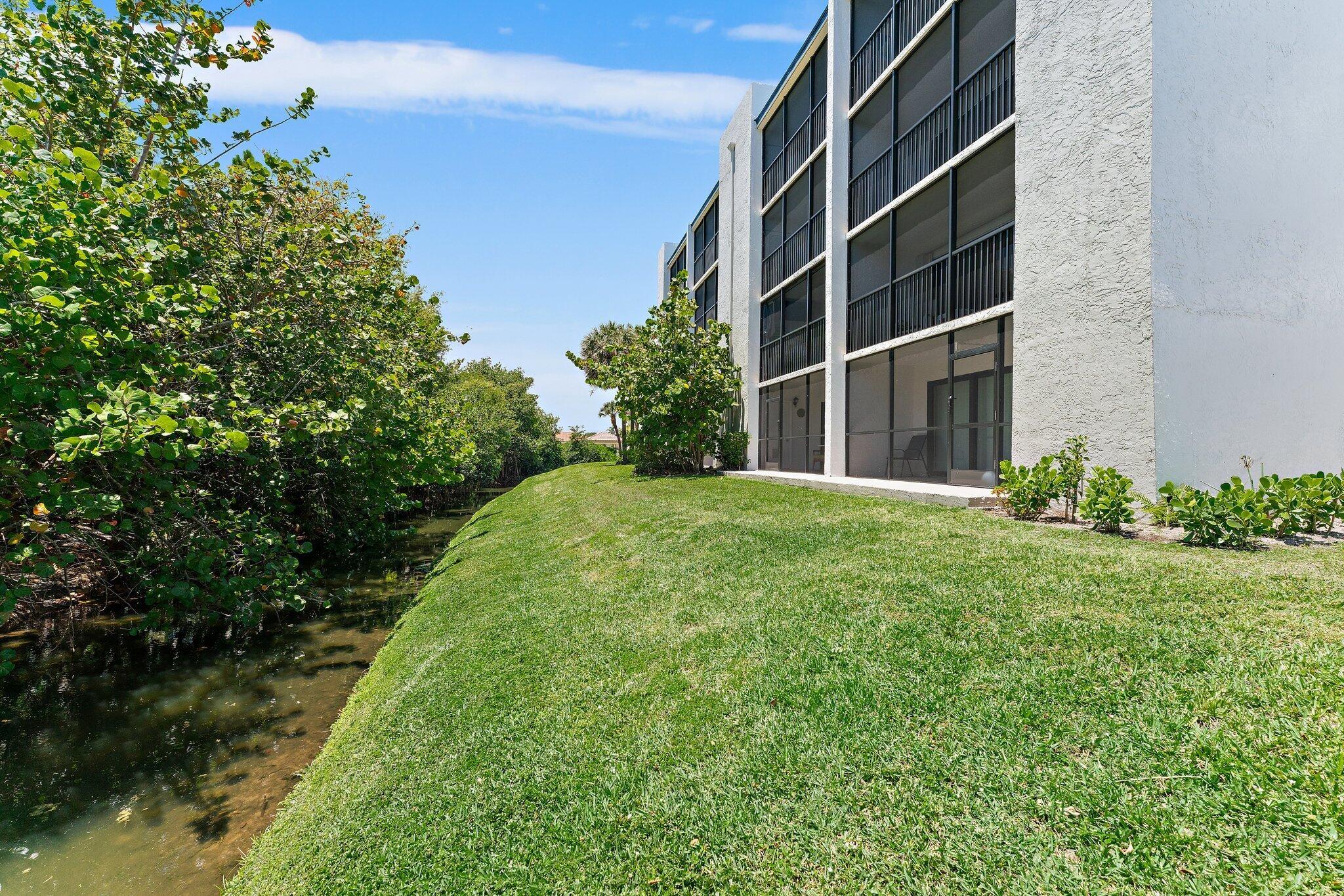 1605 S Us Hwy 1 #F 106 Jupiter, FL 33477