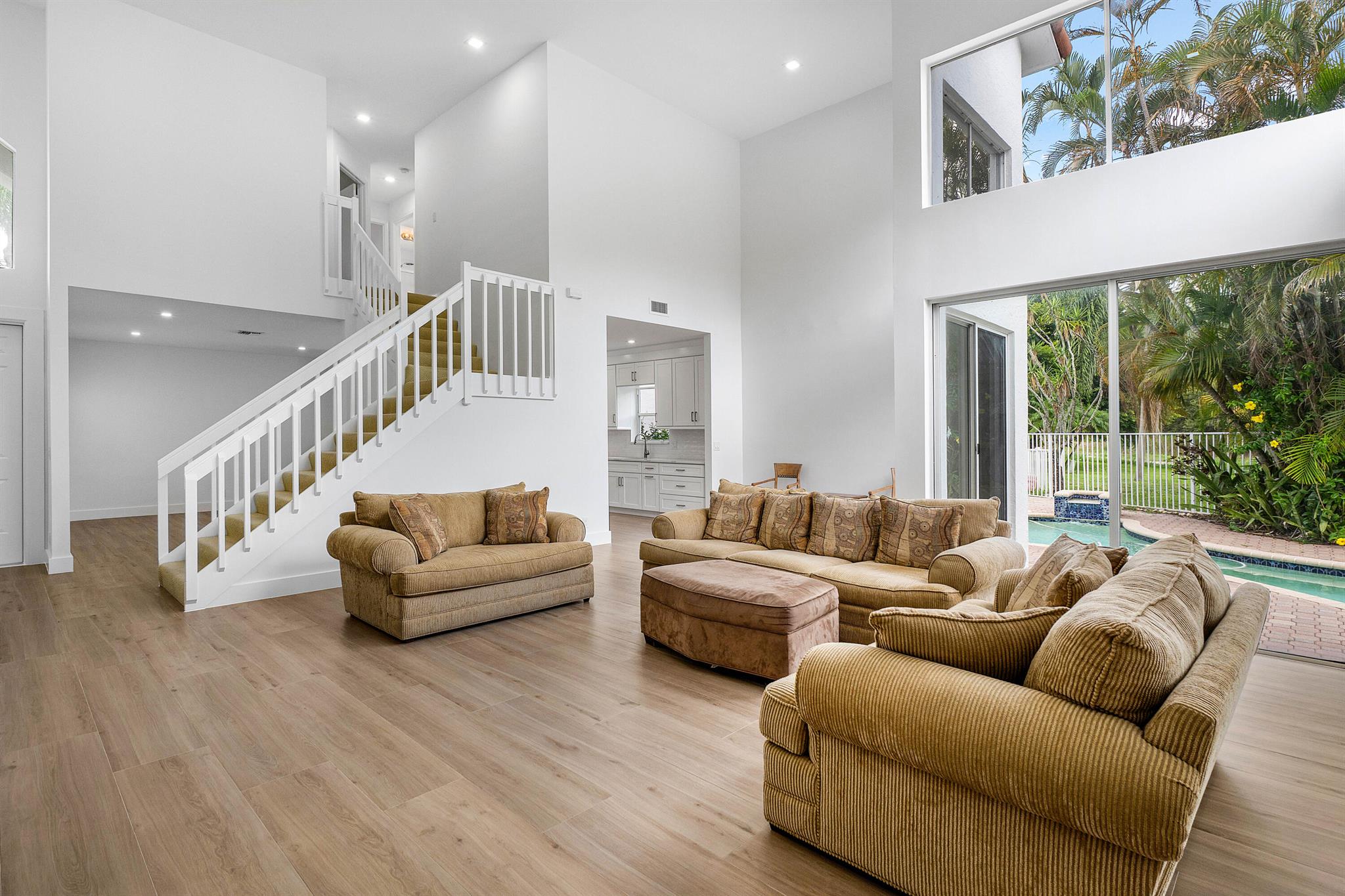 17081 Newport Clb Dr Boca Raton, FL 33496