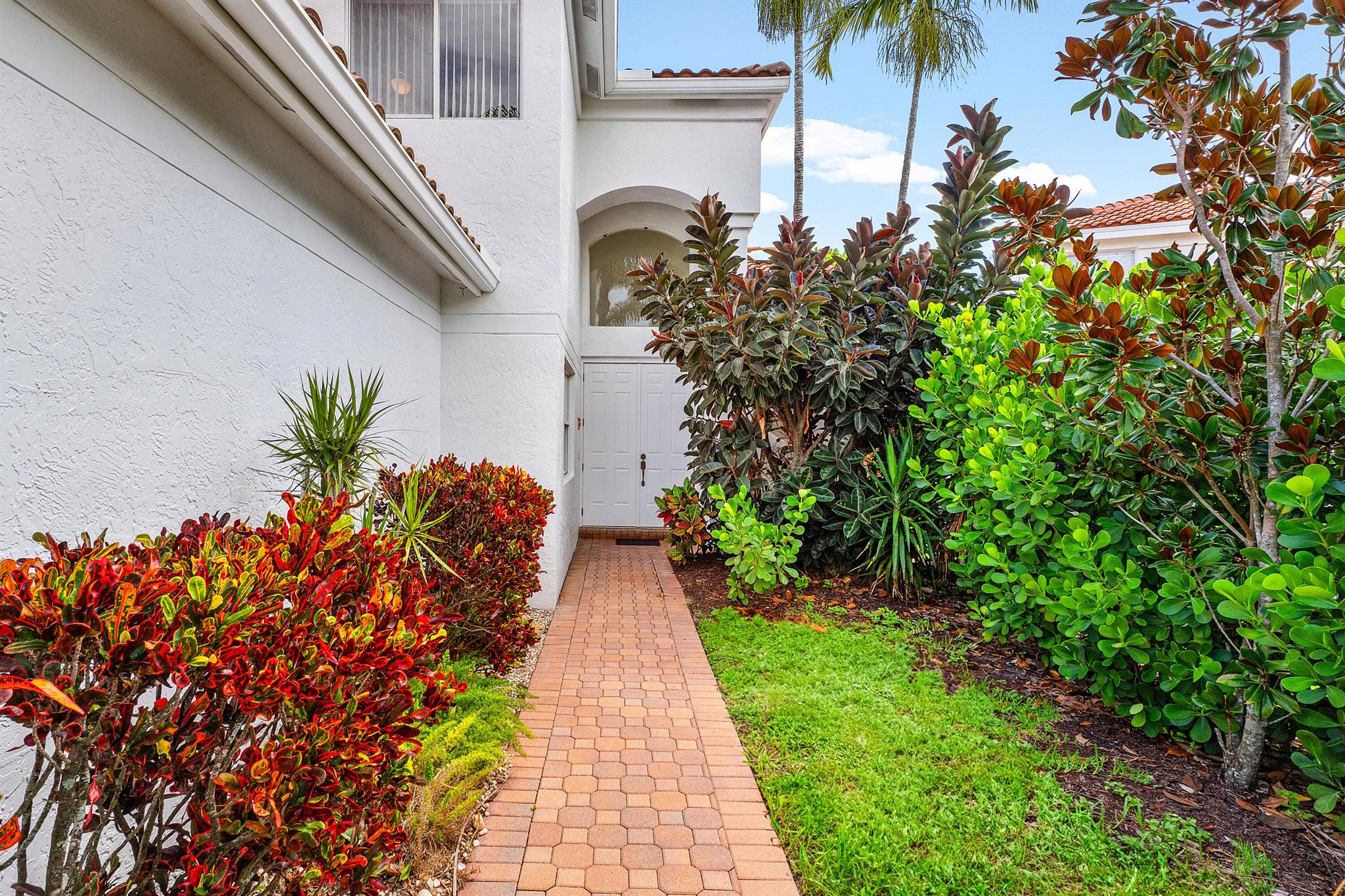 17081 Newport Clb Dr Boca Raton, FL 33496