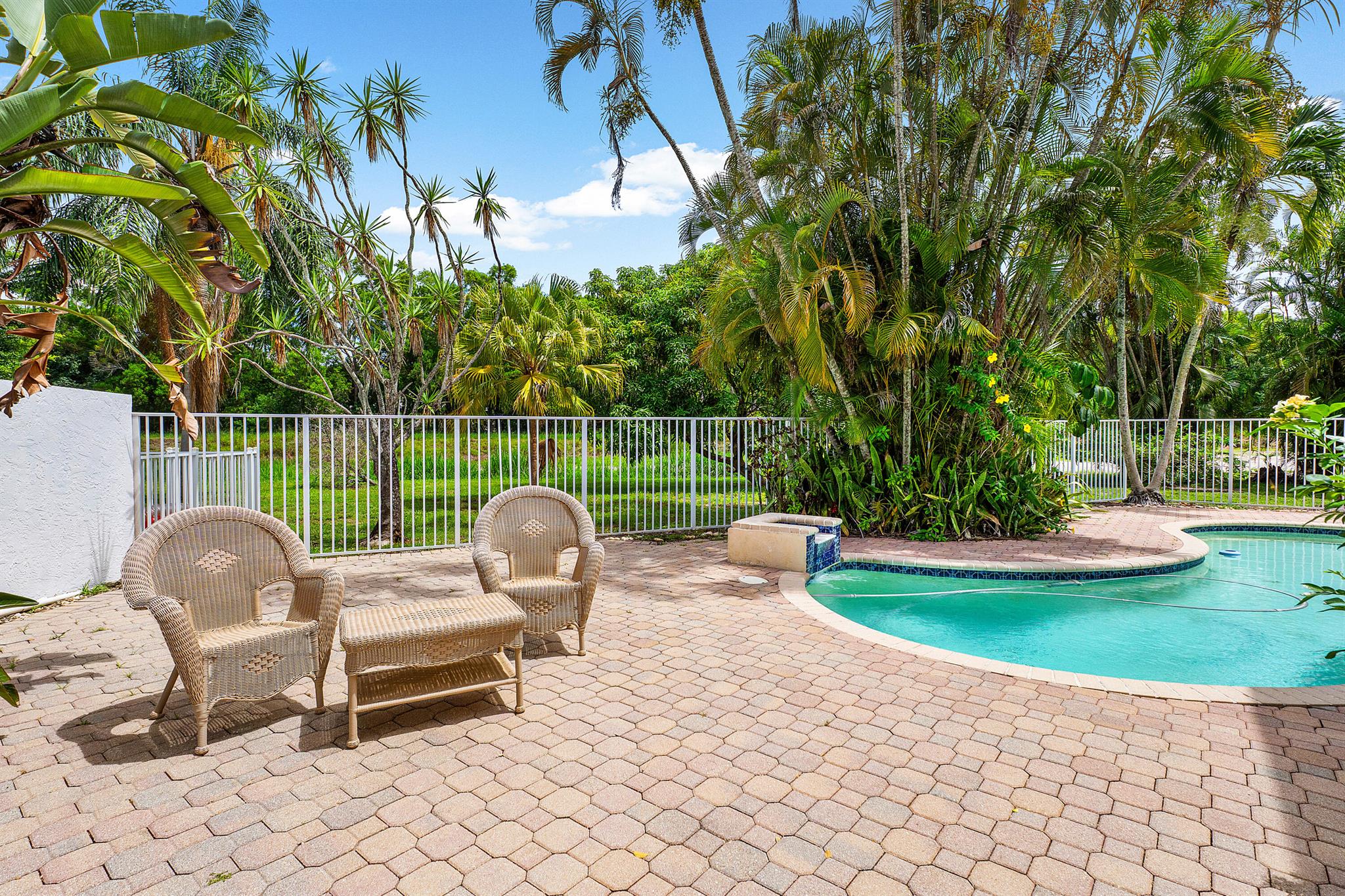 17081 Newport Clb Dr Boca Raton, FL 33496