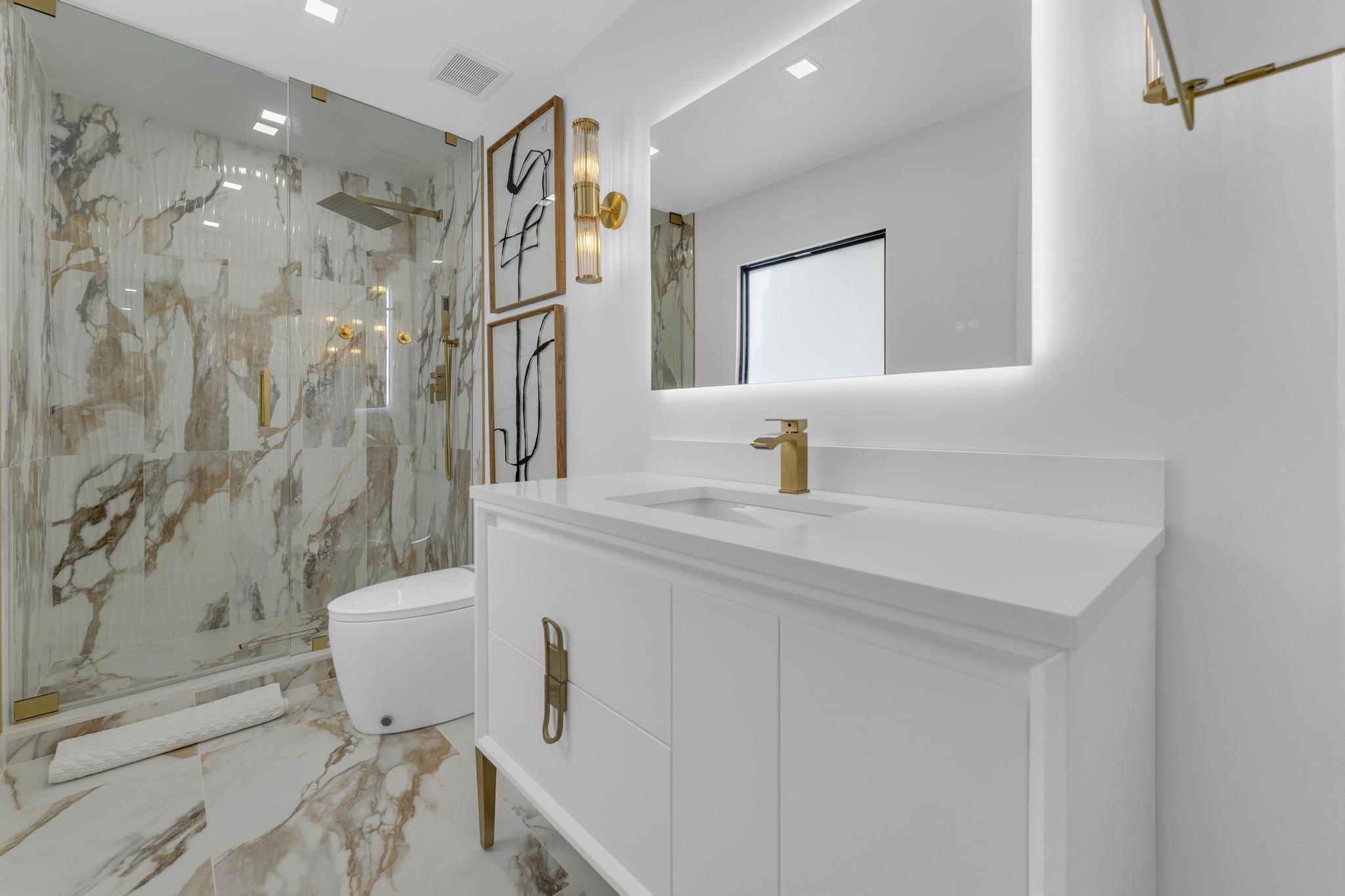 2724 N Ocean Blvd Fort Lauderdale, FL 33308