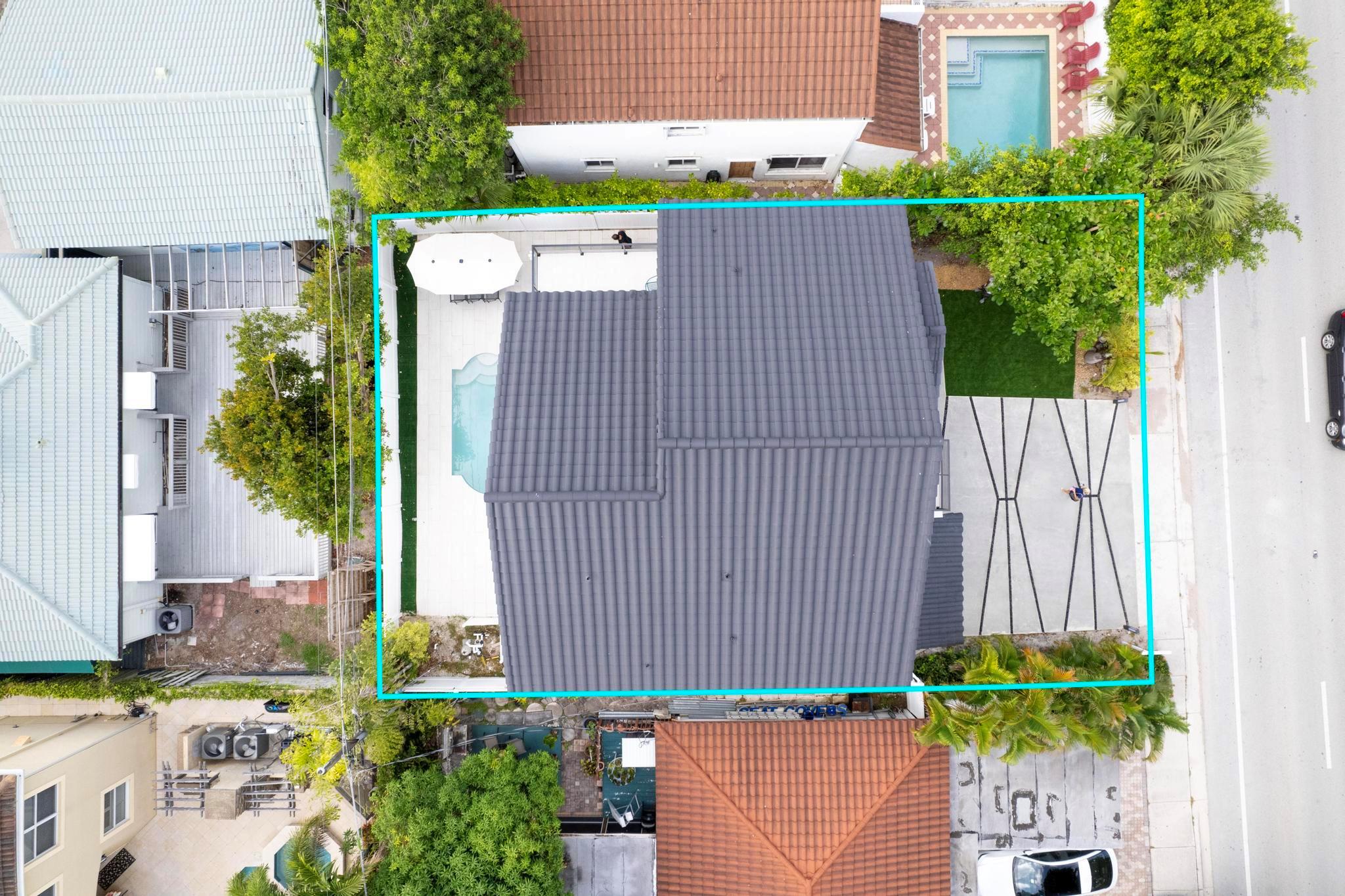 2724 N Ocean Blvd Fort Lauderdale, FL 33308