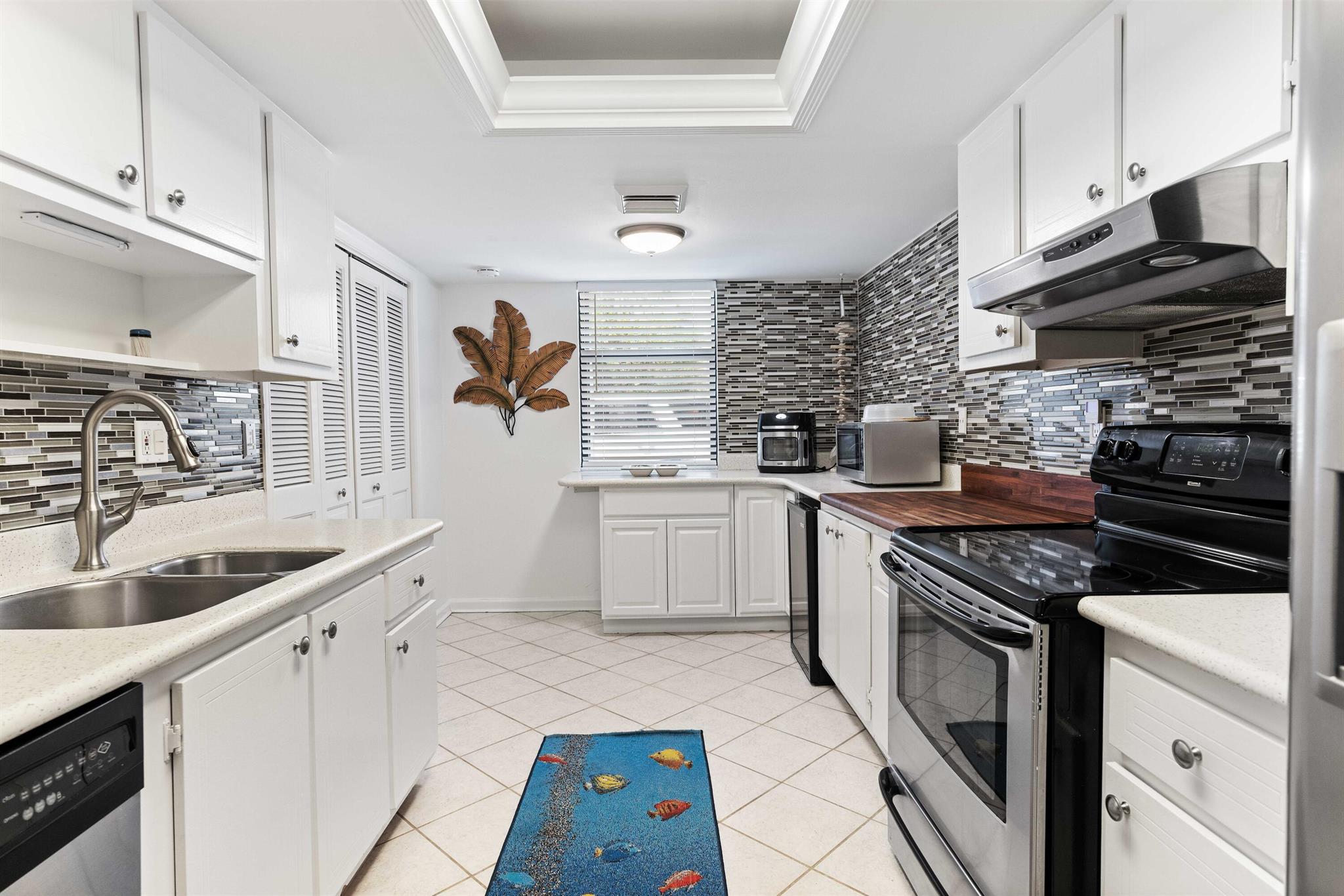 1542 Jupiter Cv Dr #107 Jupiter, FL 33469