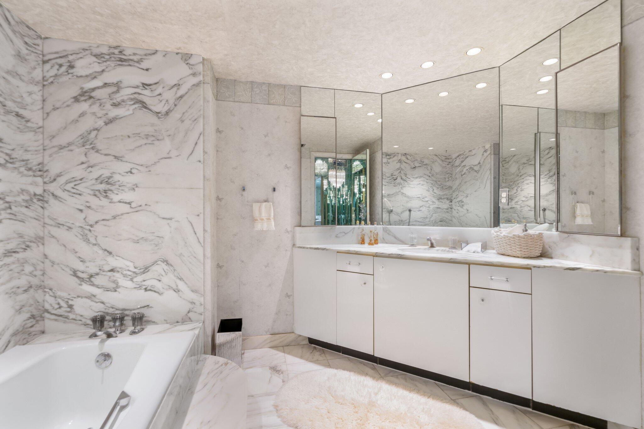 5500 Collins #1401 Miami Beach, FL 33140